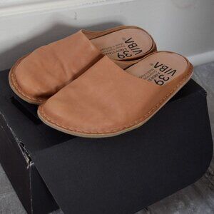 Vibae  Roma leather mule (with box)